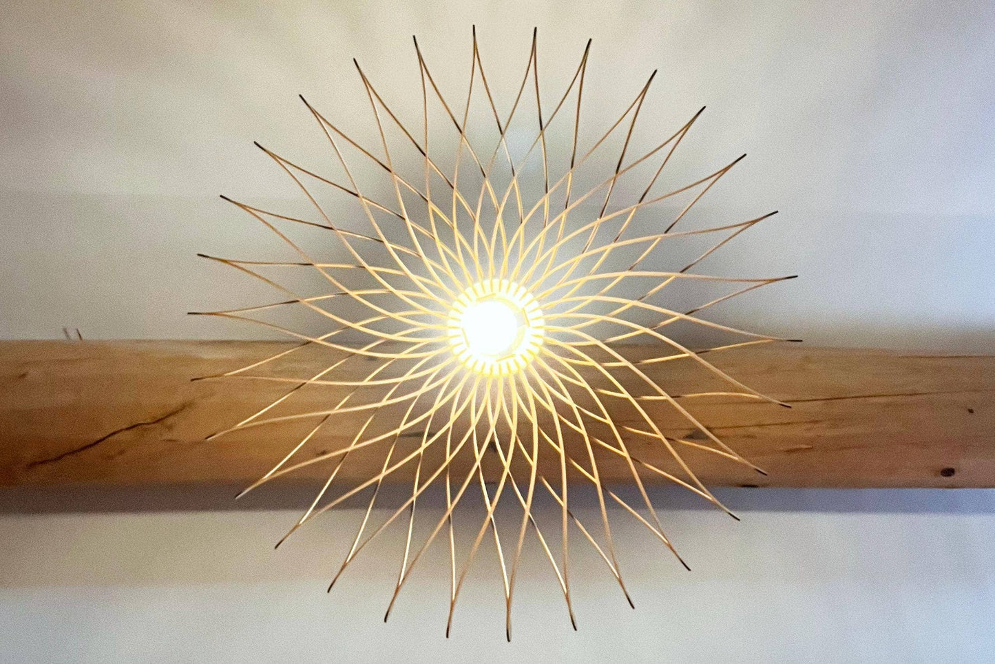 Dalida The Dahlia - Handmade Floral Wooden Pendant: Pear-shaped bulb / 110 cm - Okoumé