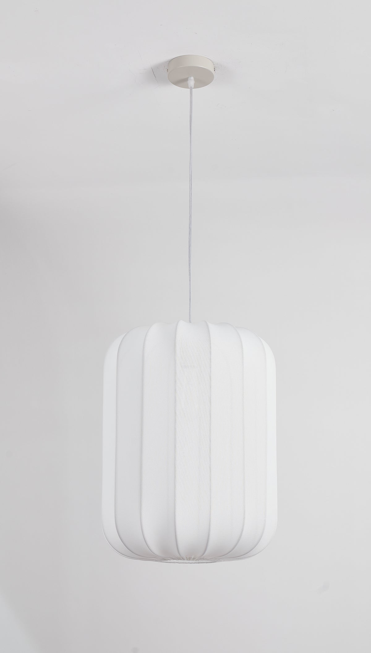 EP5805 White Ribbed Cylinder Pendant Light – 350 × 450 mm