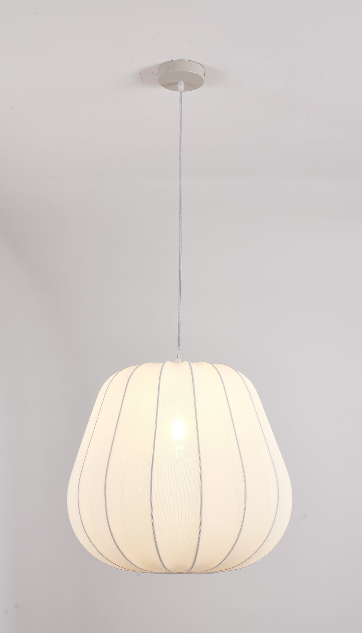 EP5779 White Ribbed Lantern Pendant Light – 450 × 400 mm