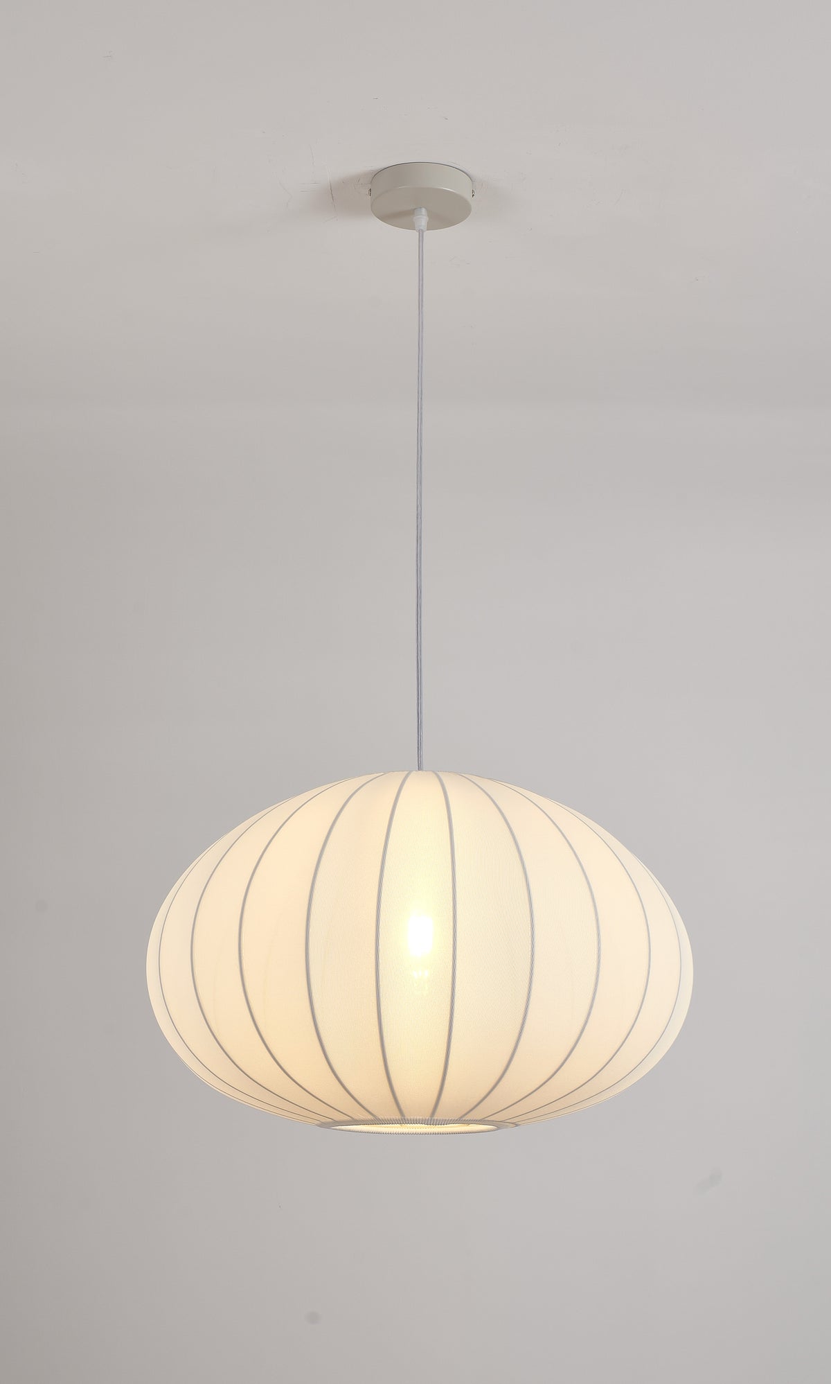 EP6198 White Oval Ribbed Lantern Pendant Light – 500 × 320 mm