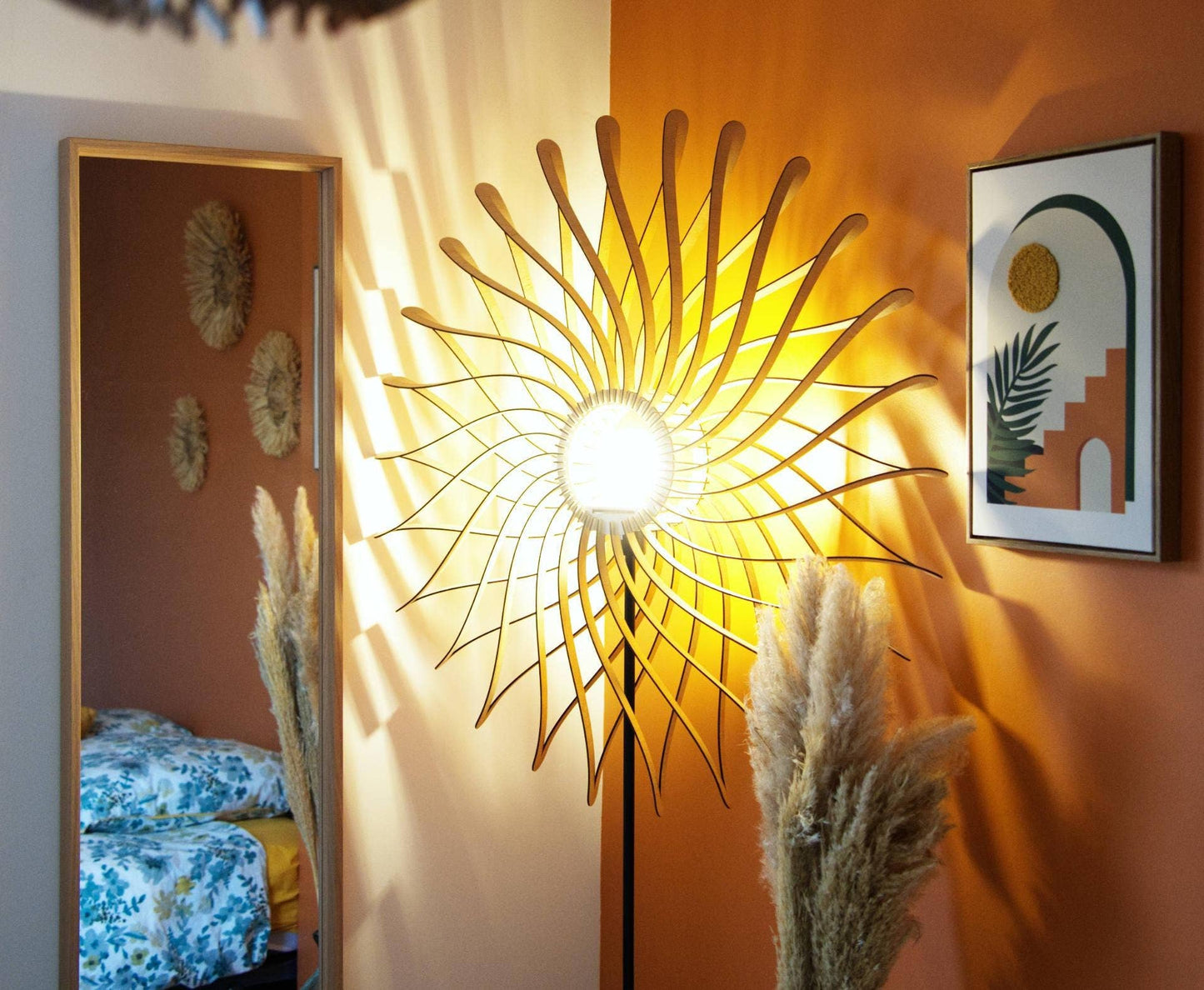 Dalida Le Dahlia - Handcrafted Wooden Floor Lamp: Ampoule Globe / Okoumé
