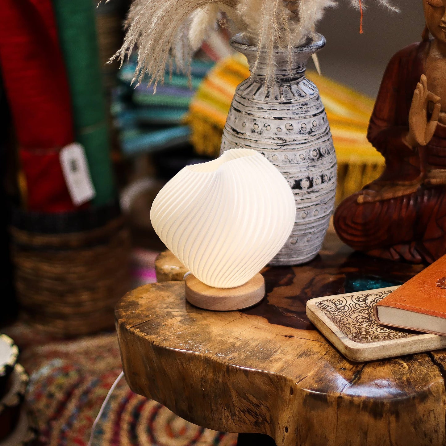 New Wave Star Twisted Lamp