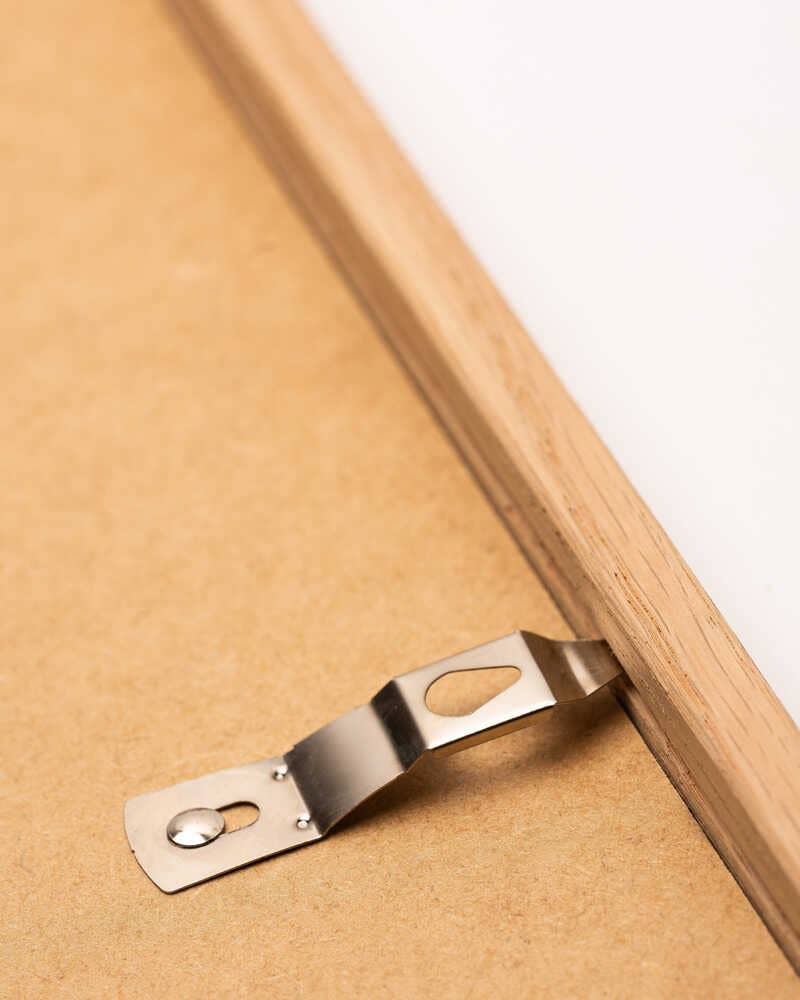 Lady in Stripe: Wood - White / 70x100