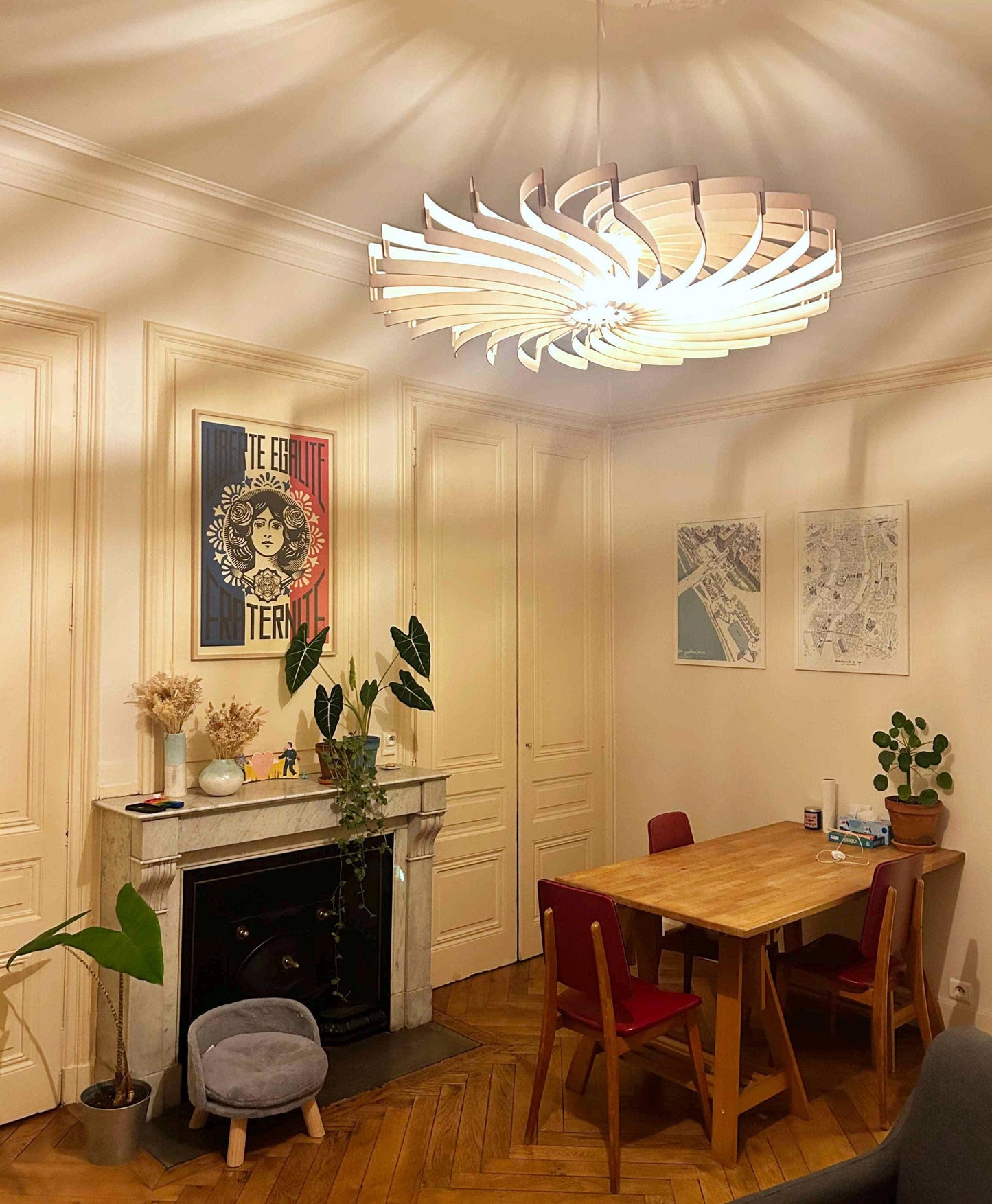 Olivia La Gardiena - Handmade Wooden Pendant Light: Pear-shaped bulb / 70 cm - Okoumé