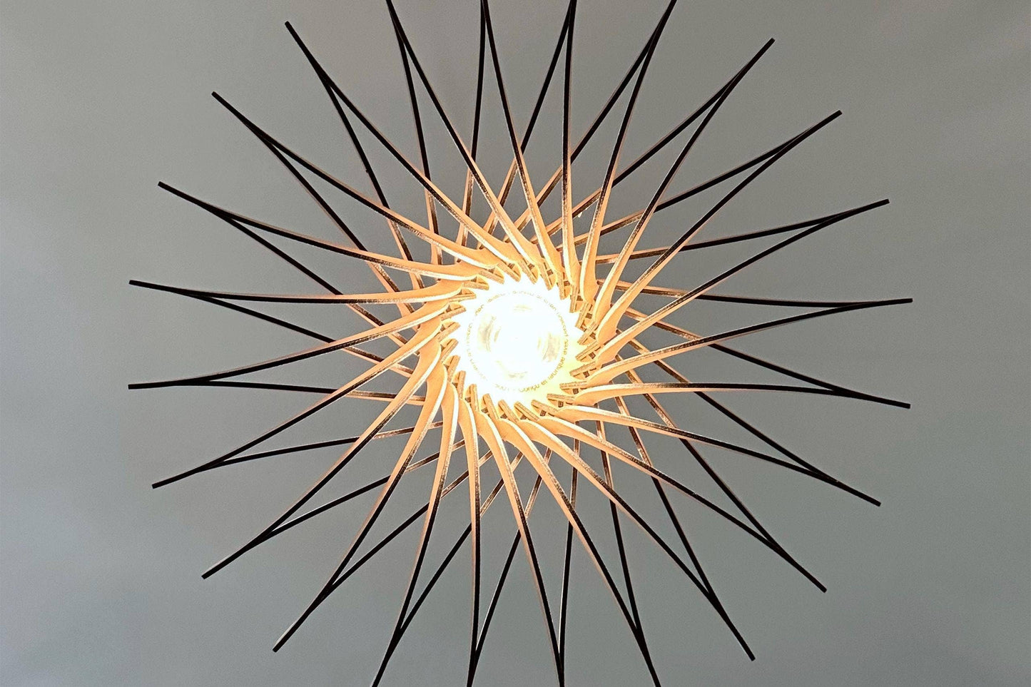 Gaston Le Chardon - Handcrafted Wooden Pendant Light: Pear-shaped bulb / 70 cm - Okoumé