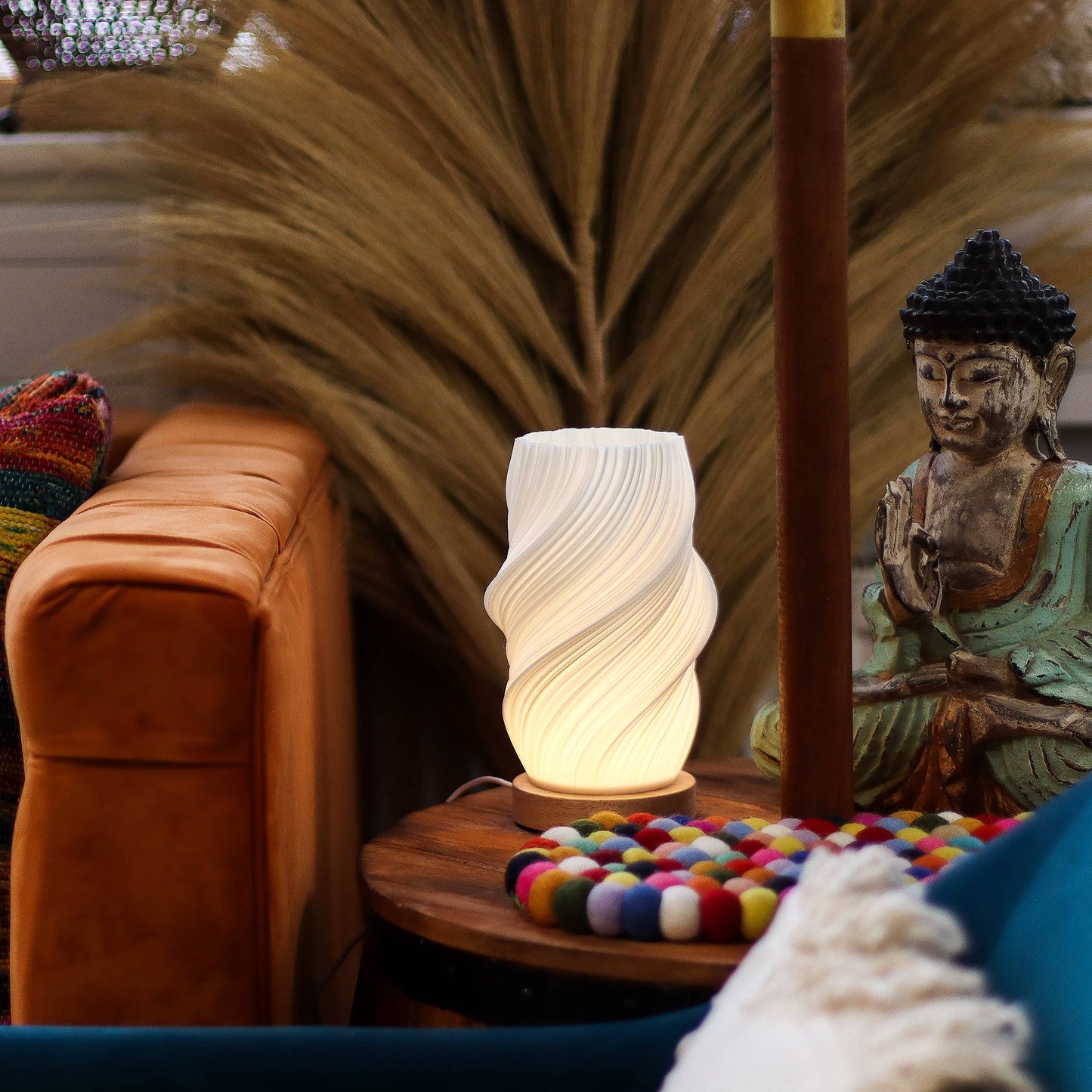 New Wave Star Twisted Lamp